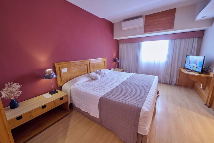 Room 9 of 145