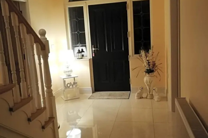 Room 12 of 13