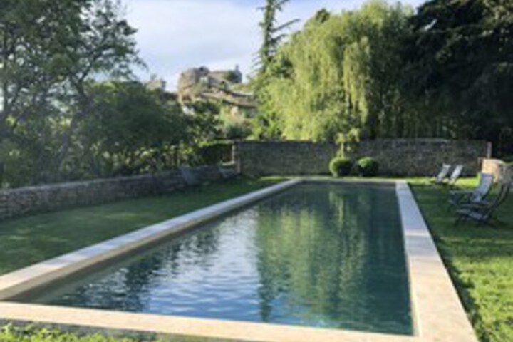 Pool 12 of 15