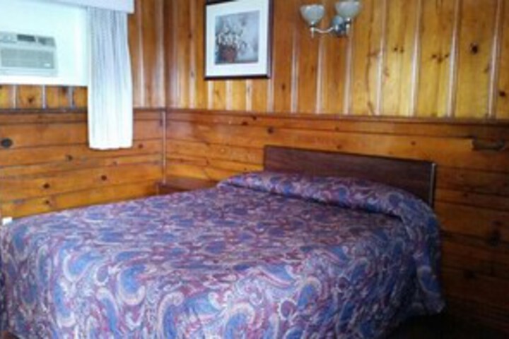 Room 25 of 63