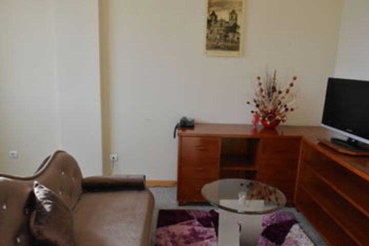 Room 21 of 30