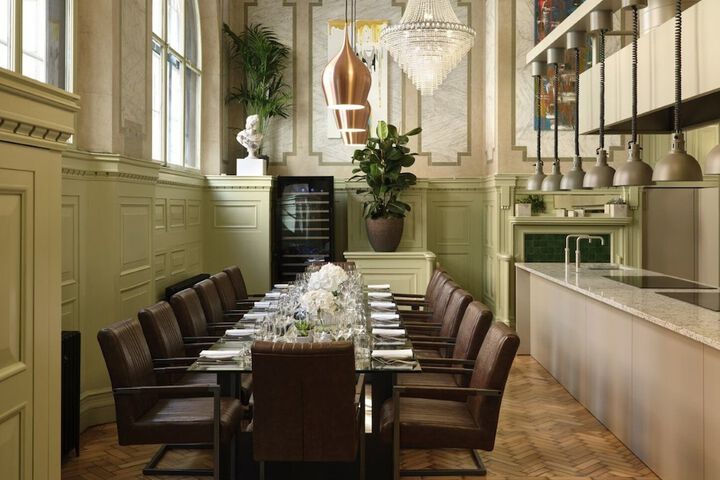 Dining 62 of 121