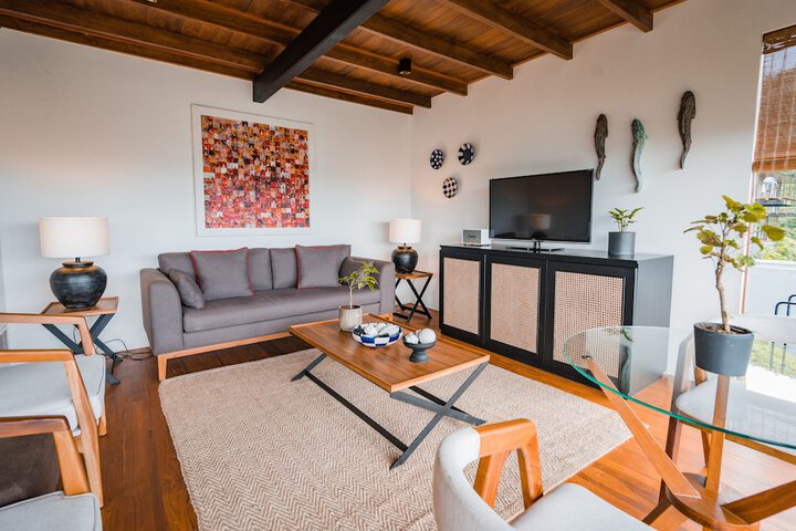 Room 8 of 21