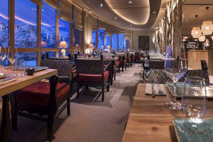 Dining 45 of 61