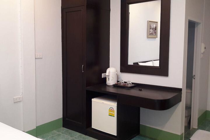 Room 3 of 19