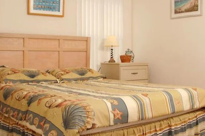 Room 2 of 7