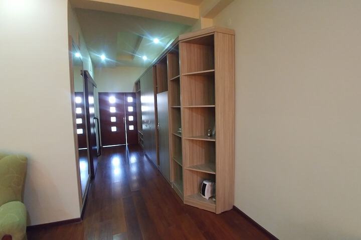 Room 3 of 31