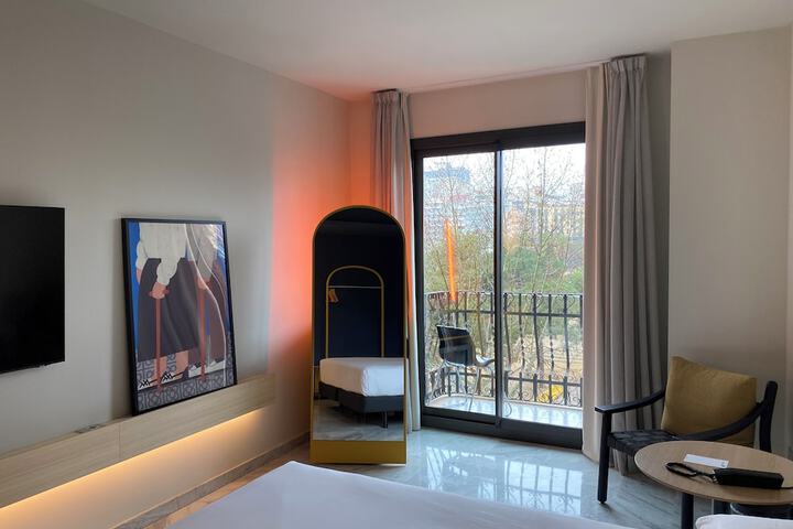 Room 55 of 265