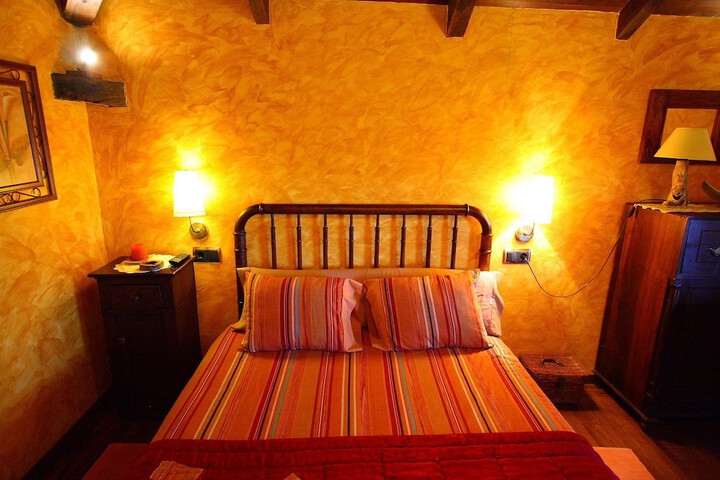 Room 13 of 37