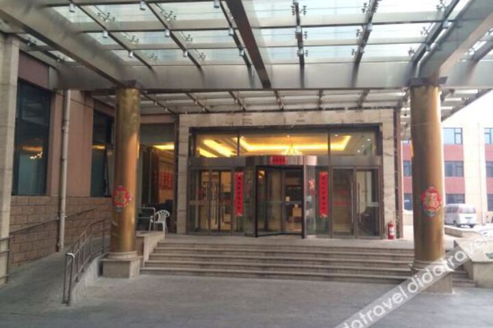Hotel 6 of 14