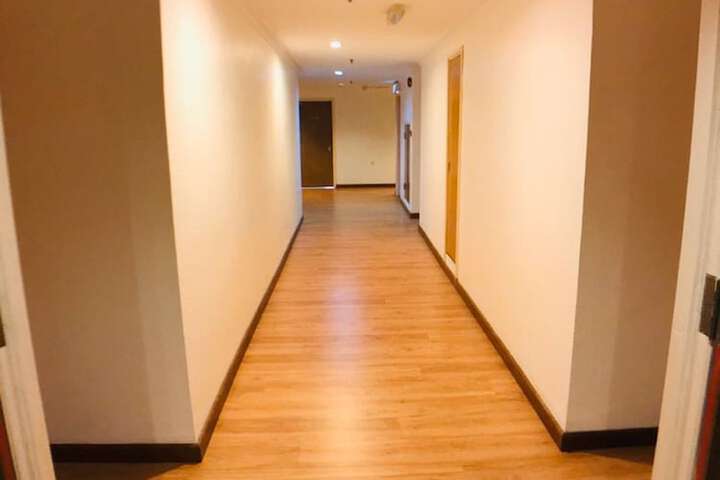 Ballroom/Hall 20 of 38