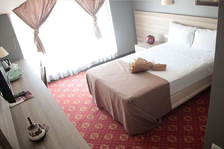 Room 17 of 44