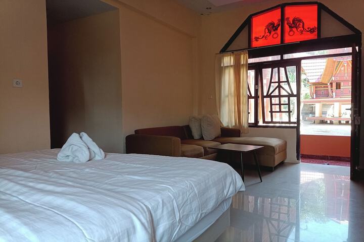 Room 15 of 34