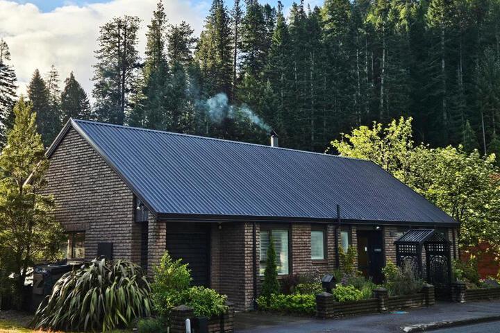 27 Alpine Avenue