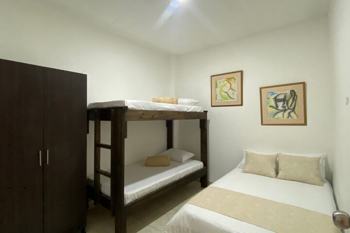 Room 19 of 36