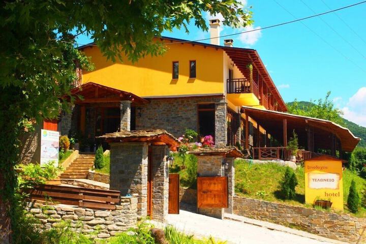 Hotel Teloneio