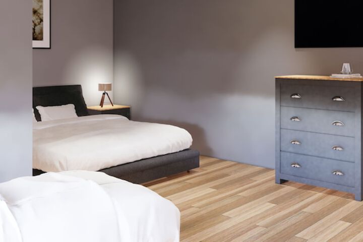 Room 6 of 20