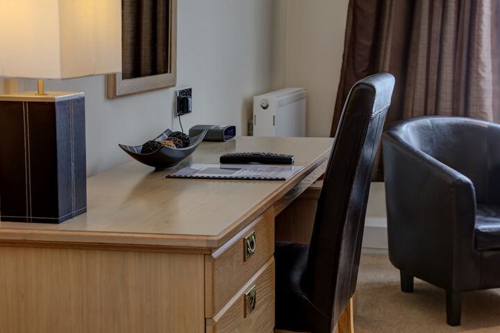 Room 14 of 42