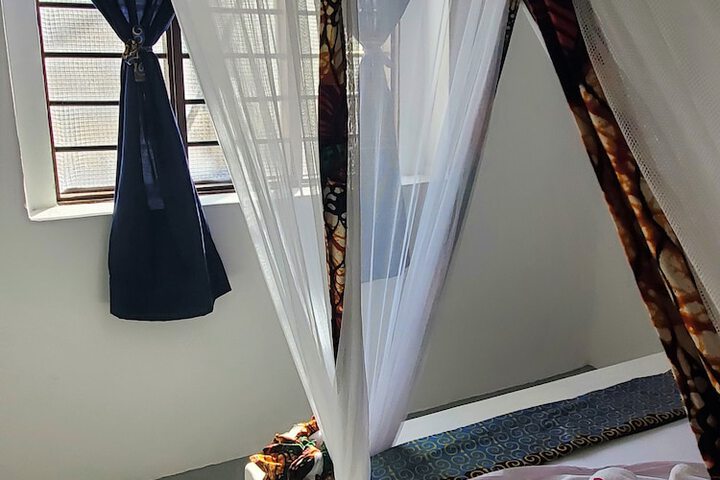 Room 26 of 85