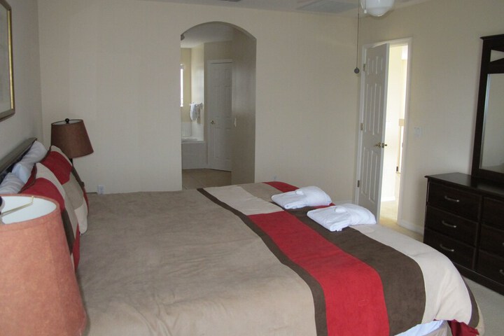 Room 13 of 47