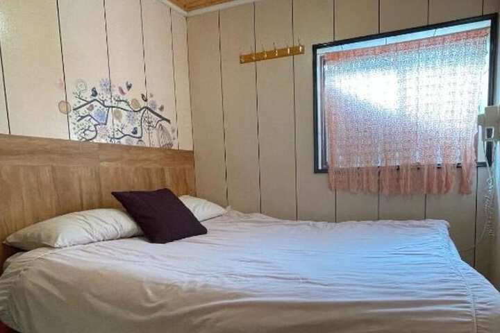Room 28 of 41