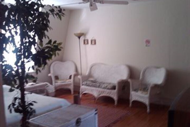 Room 26 of 37