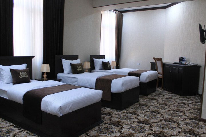 Room 17 of 61