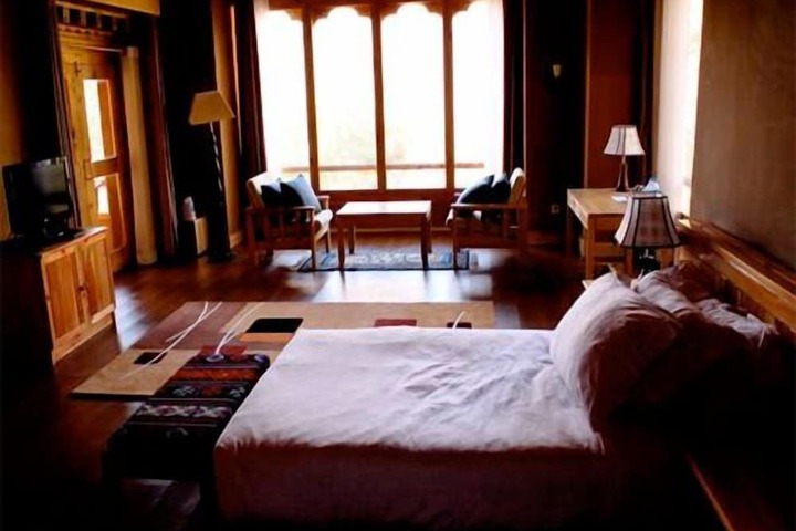 Room 7 of 65