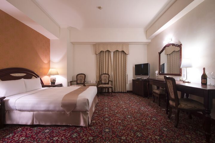 Room 12 of 47