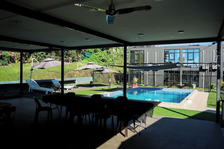 Pool 17 of 18