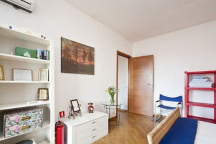 Room 106 of 168