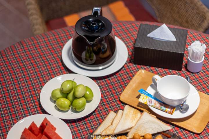 Breakfast/Coffee Service 16 of 21