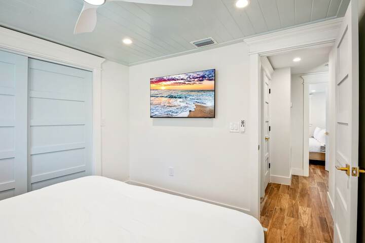 Room 46 of 230