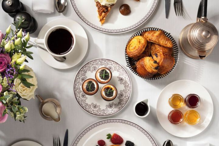 Breakfast/Coffee Service 58 of 75