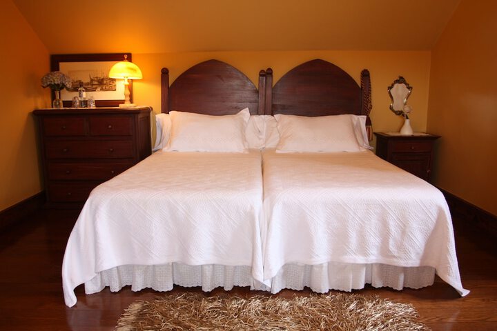Room 3 of 54