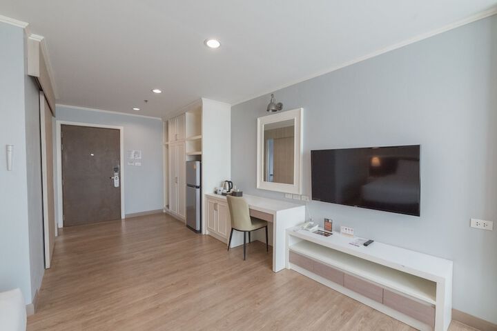 Room 44 of 110