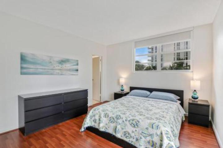 2Beds 2Baths Apartment on the Beach in Hollywood, FL