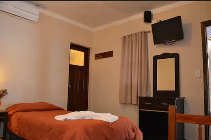 Room 15 of 38
