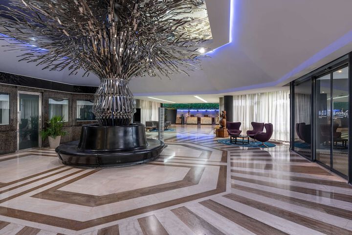 Lobby Photos
