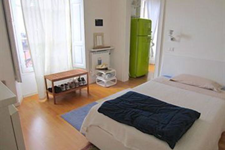 Room 19 of 80