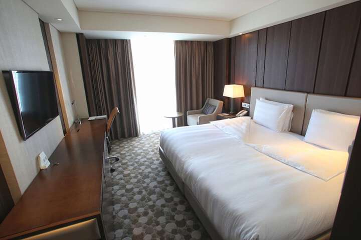 Room 4 of 57