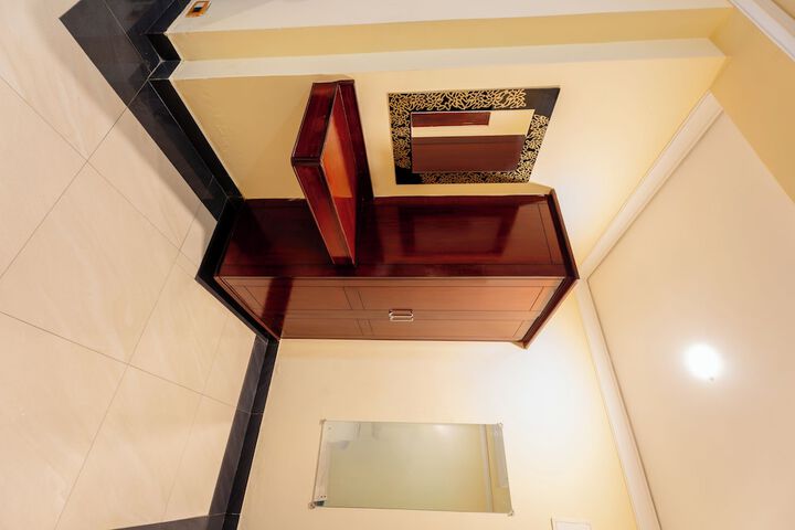 Room 53 of 135