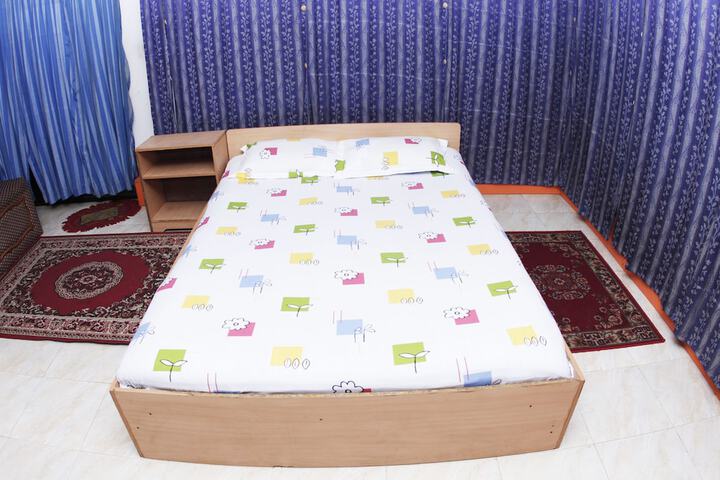 Room 7 of 19
