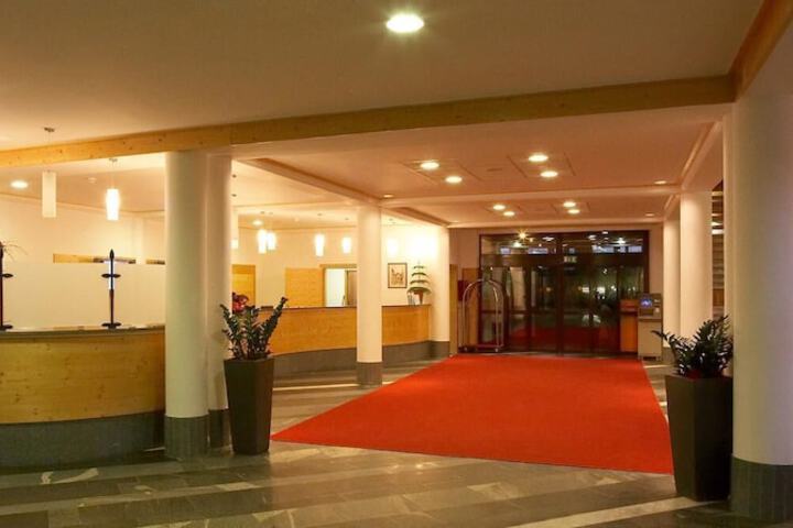 Hotel Interior 3 of 29