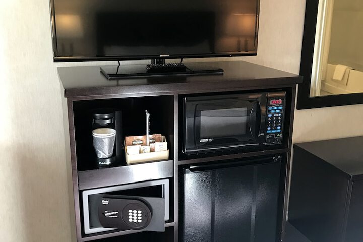 Room 14 of 62