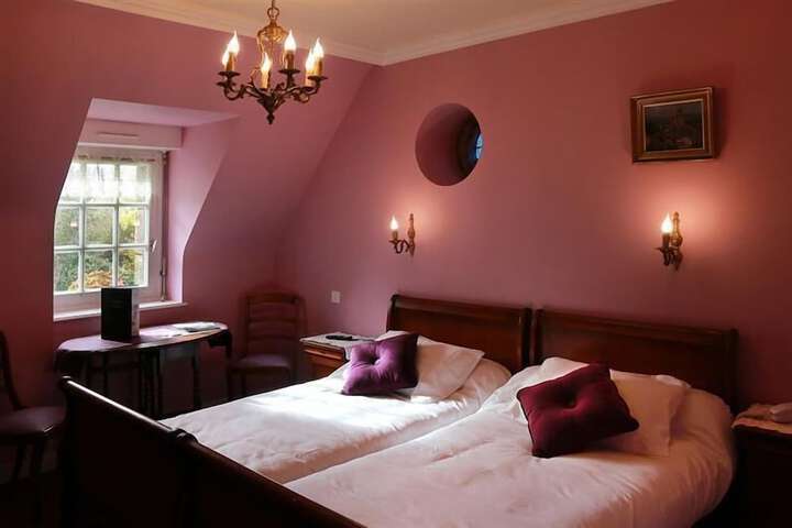 Room 21 of 47