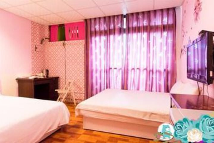 Room 104 of 118