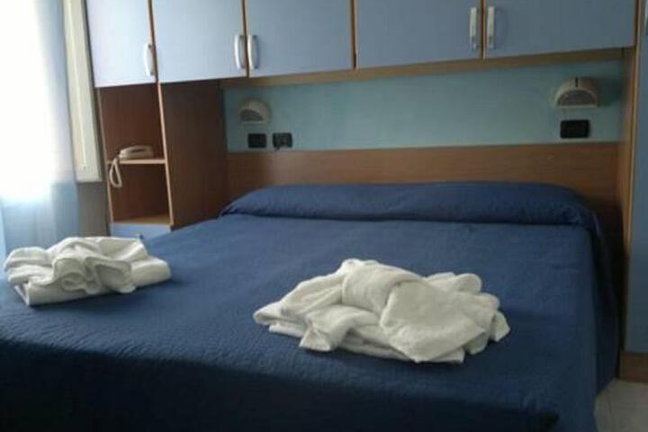 Room 7 of 7