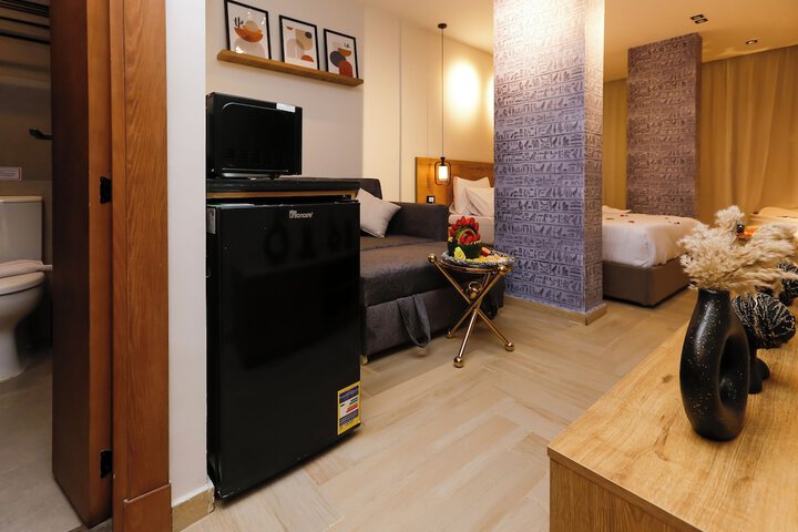 Room 37 of 150