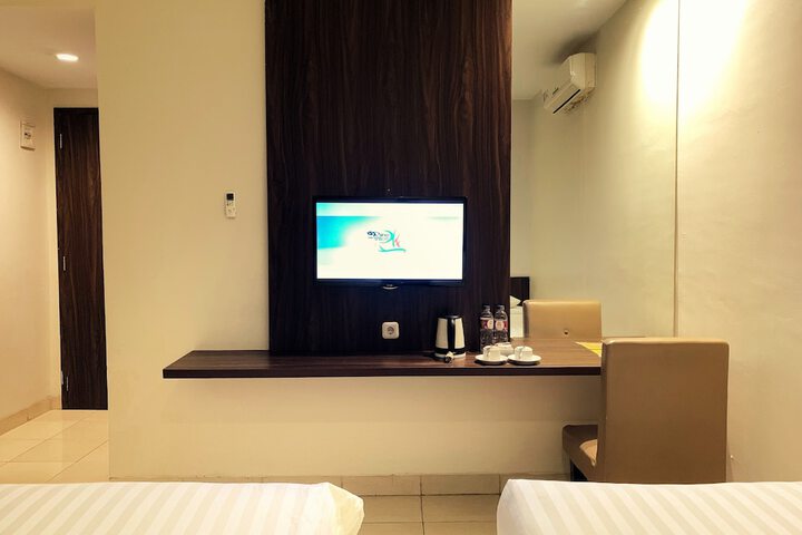 Room 4 of 26
